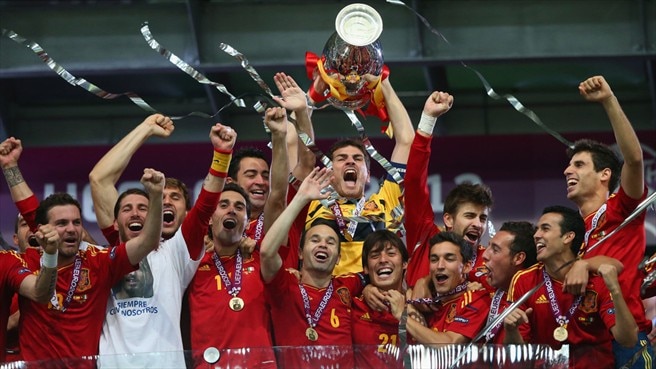 Spanien verteidigt Titel