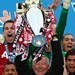 Pokal und Sieg zum Ferguson-Abschied